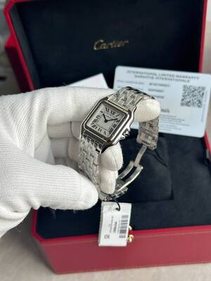 Cartier Panthere de Cartier Medium